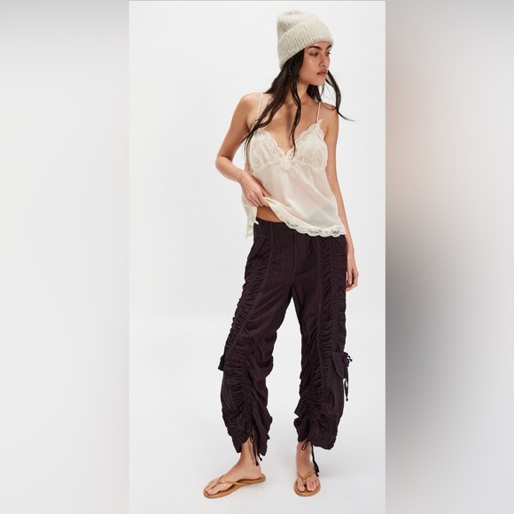 Scorpio Shirred Mid-Rise Pants NWOT black coffee